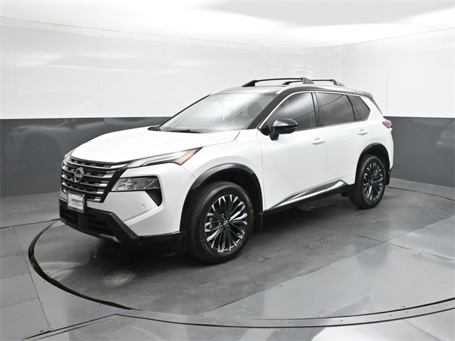 2026 Nissan Rogue Platinum's photo