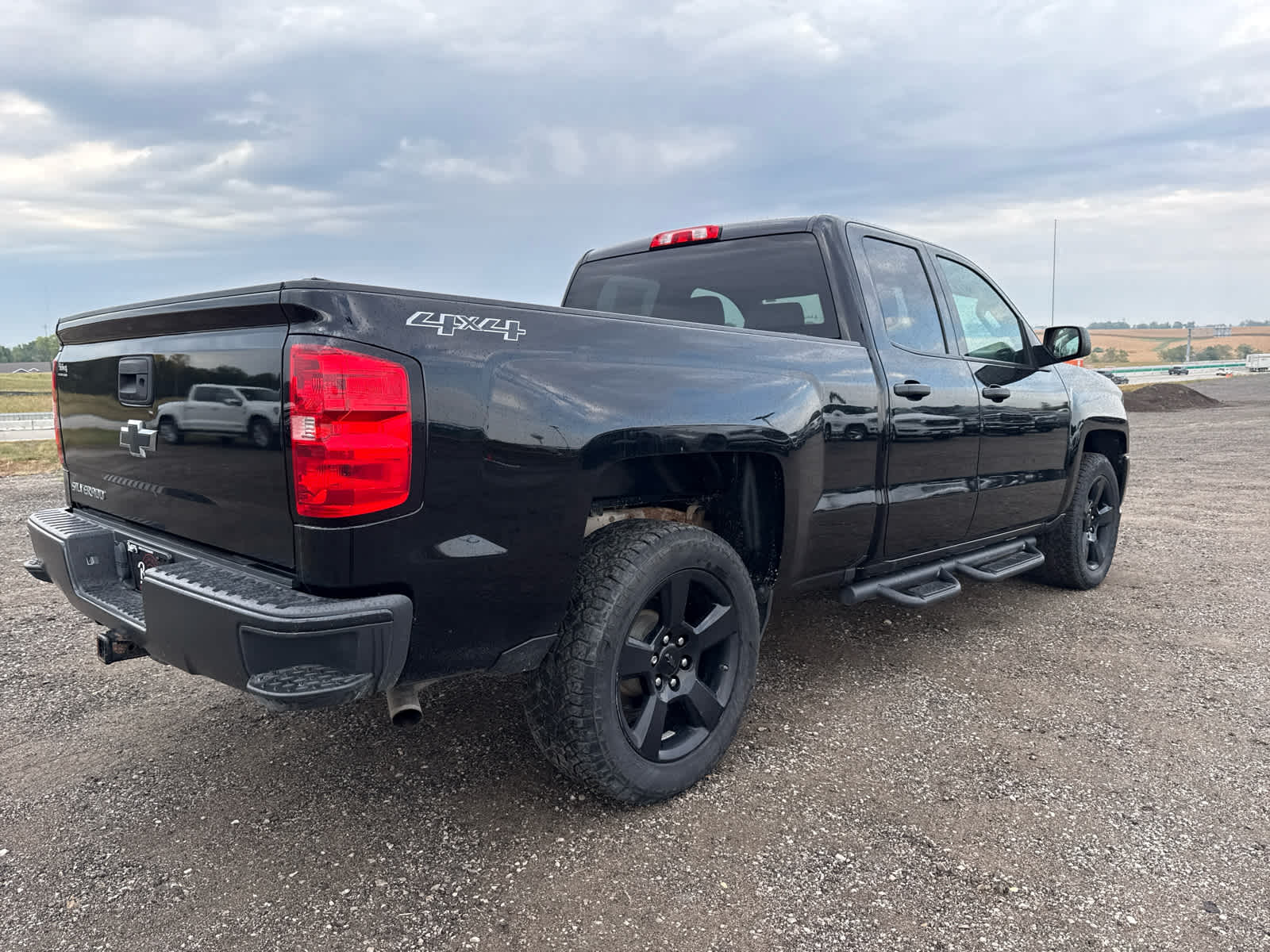 2018 Chevrolet Silverado 1500 LS photo 5