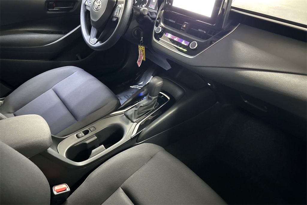 2024 Toyota Corolla LE photo 14