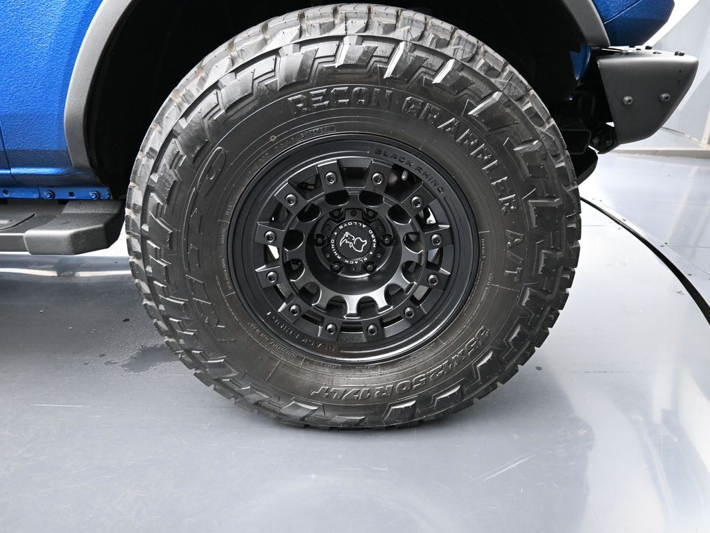 2024 Ford Bronco Wildtrak photo 3