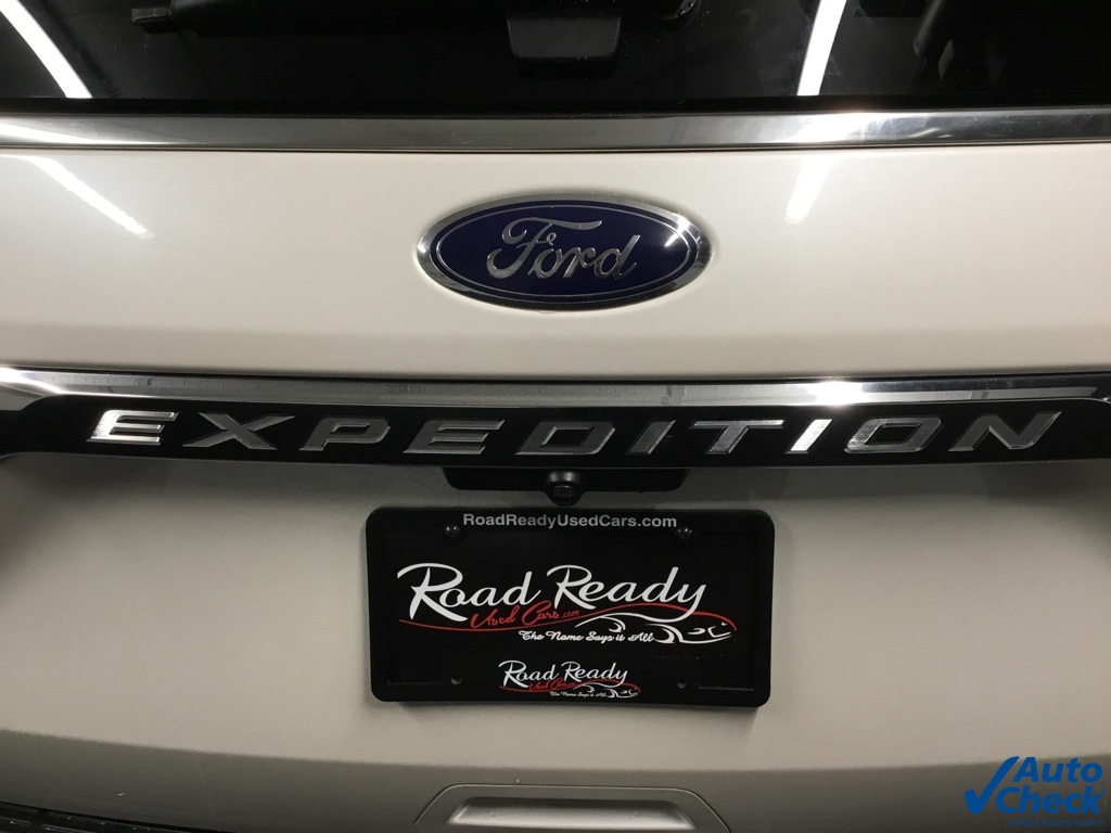 2019 Ford Expedition Limited photo 9