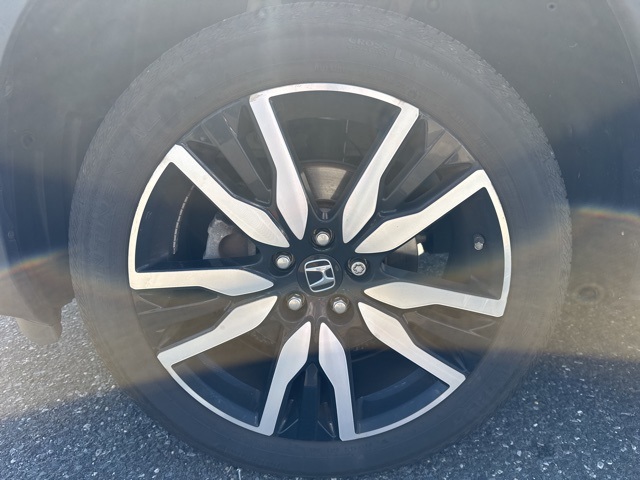 2022 Honda Pilot Touring photo 8