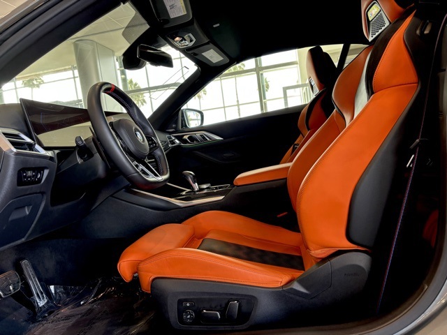 2025 Bmw M4 Competition xDrive photo 2