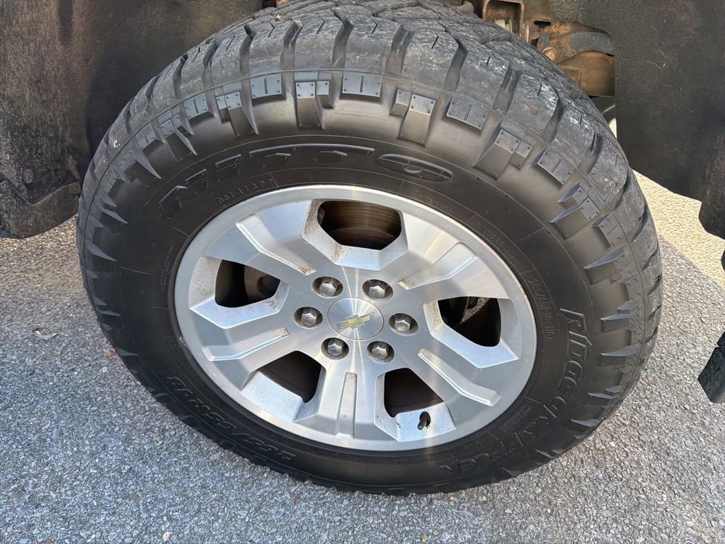 2016 Chevrolet Silverado 1500 LT photo 4
