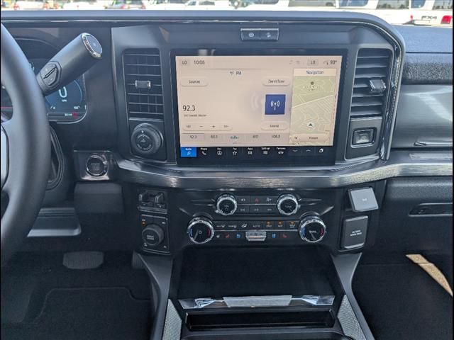 2025 Ford F-250 Lariat photo 12