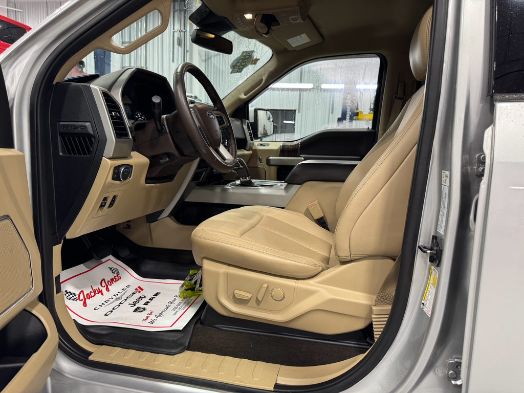 2019 Ford F-150 Lariat photo 3