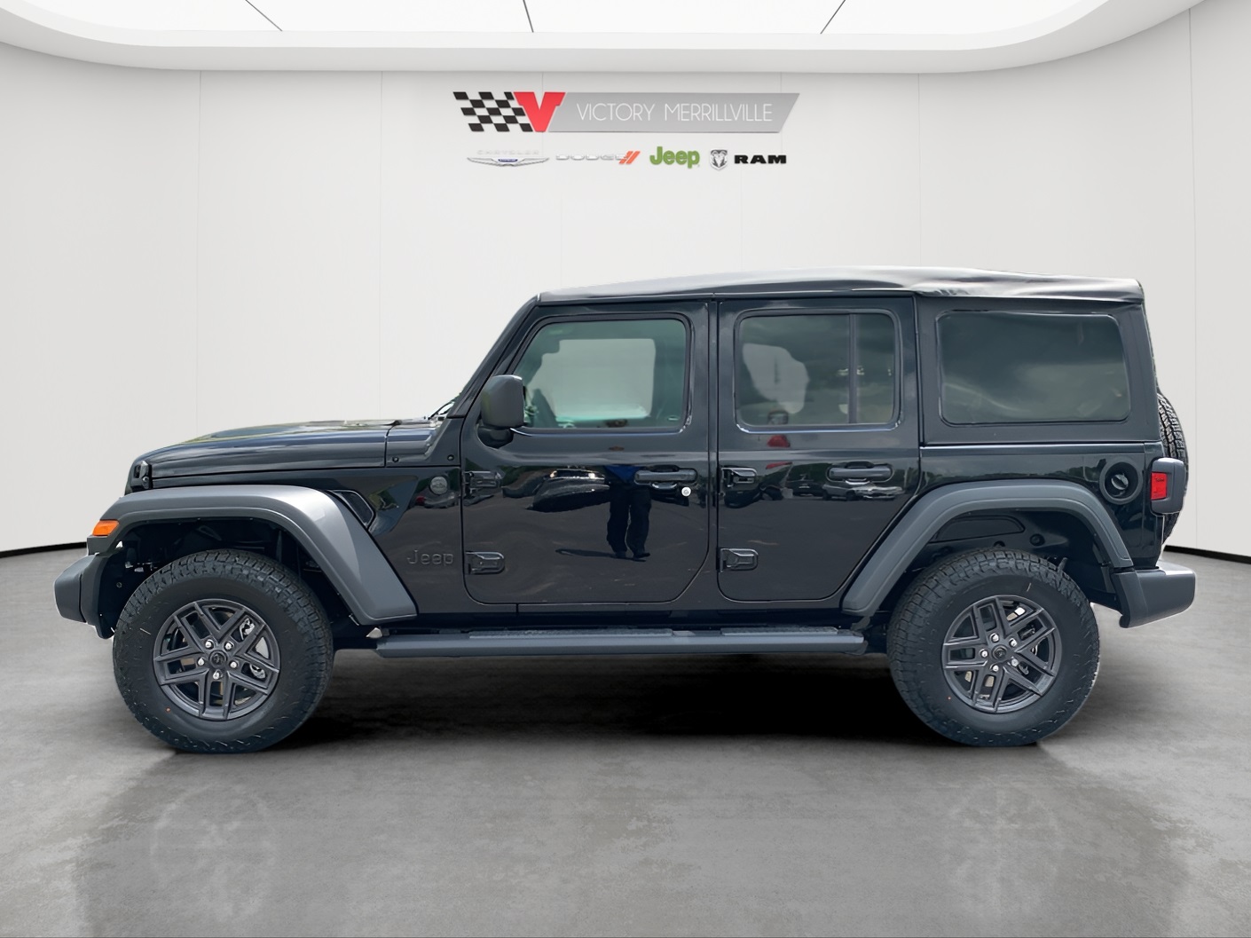 2025 Jeep Wrangler Sport S photo 2
