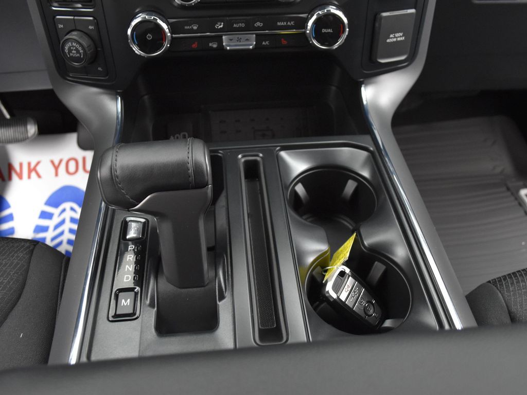 2025 Ford F-150 XLT photo 23