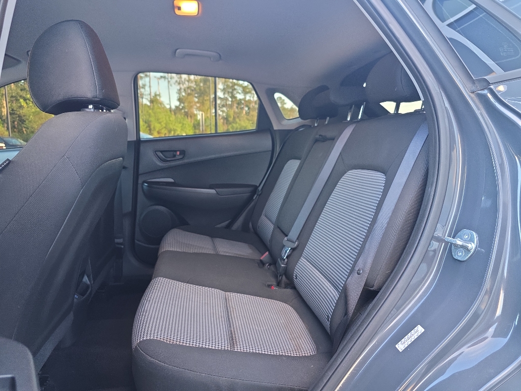 2023 Hyundai Kona SE photo 21
