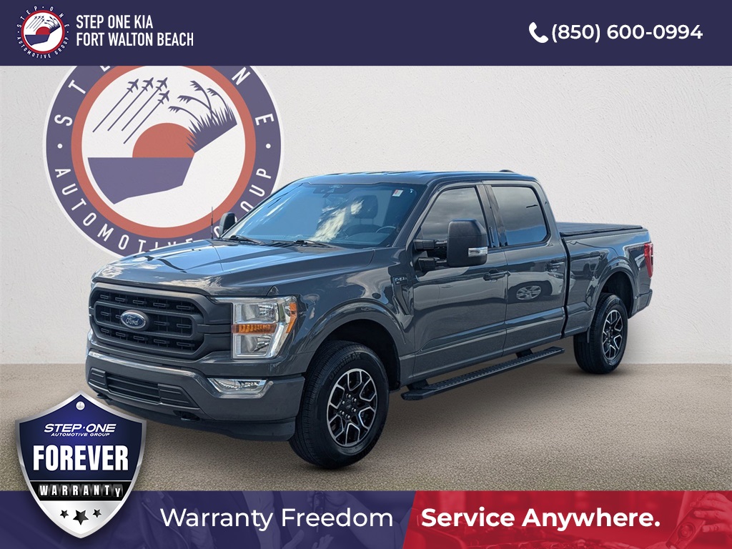 2021 Ford F-150 XLT's photo