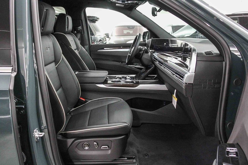 2026 Cadillac Escalade ESV Luxury photo 20