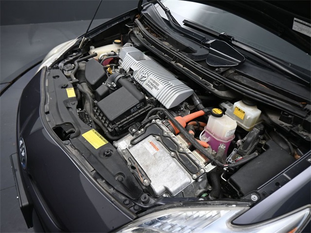 2010 Toyota Prius Two photo 10