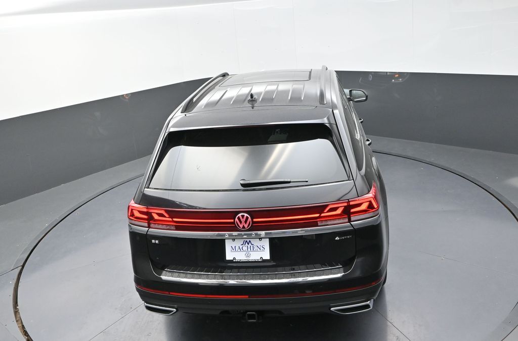2026 Volkswagen Atlas SE Technology photo 14