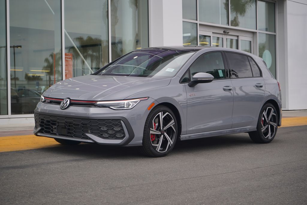 2026 Volkswagen Golf GTI SE's photo