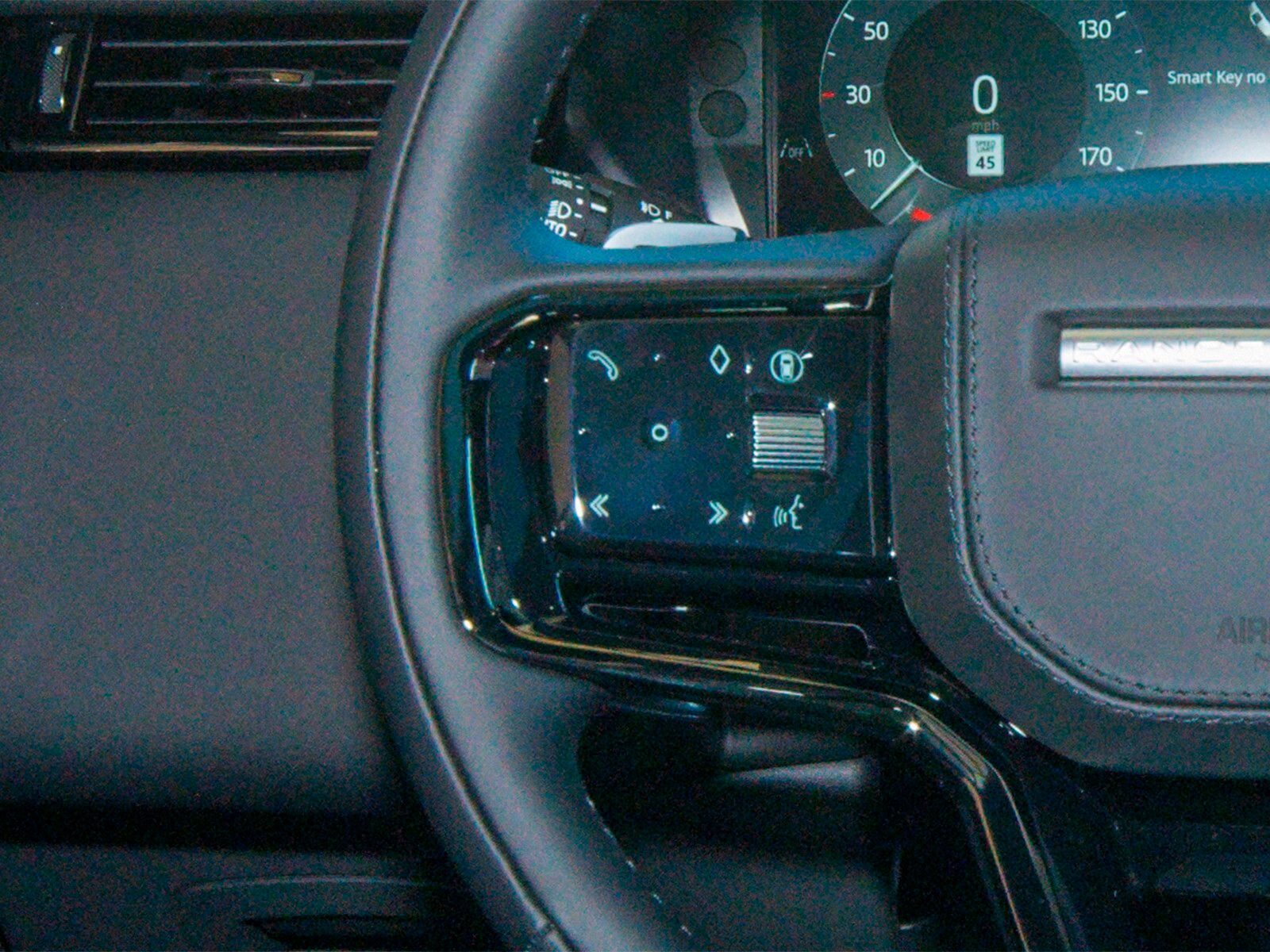 2025 Land Rover Range Rover Velar SE photo 15