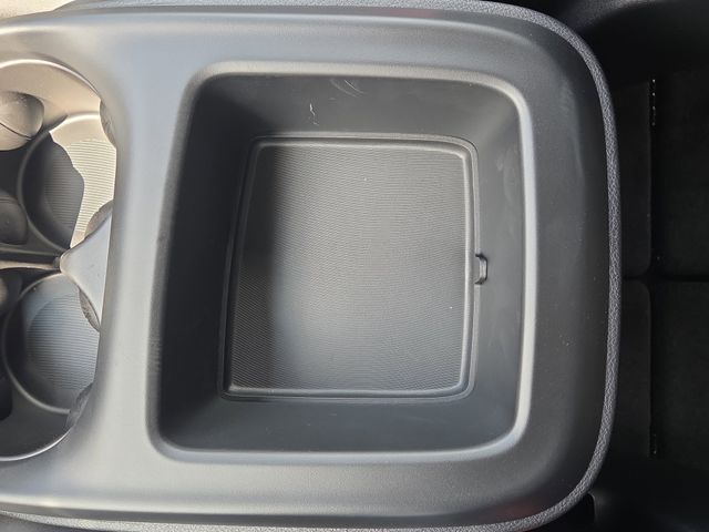 2026 Chrysler Pacifica photo 19