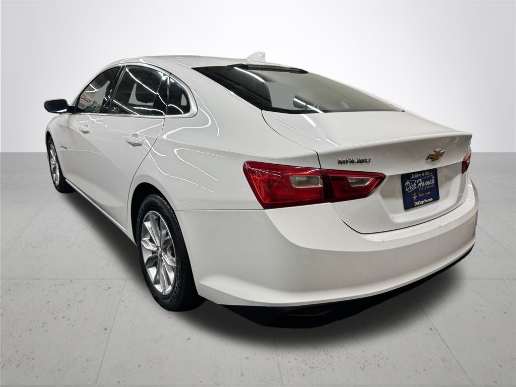 2023 Chevrolet Malibu 1LT photo 4