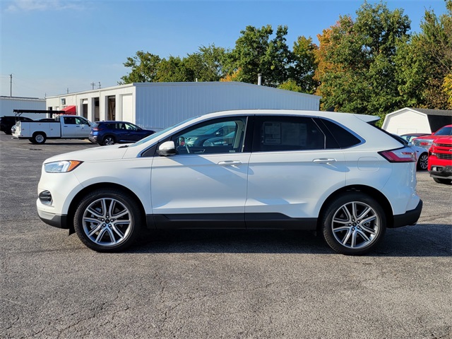 2024 Ford Edge Titanium photo 8