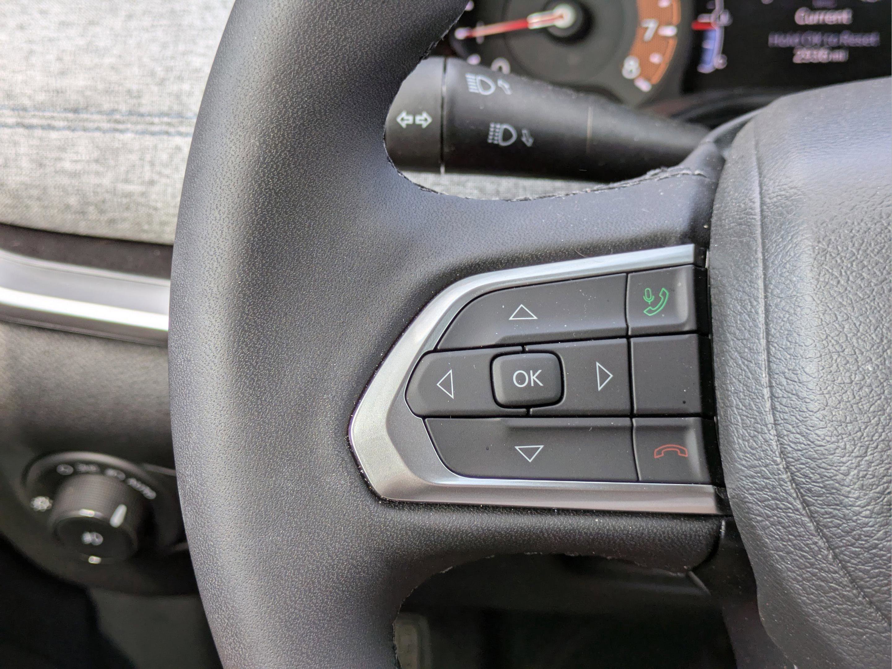 2025 Jeep Compass Latitude photo 32