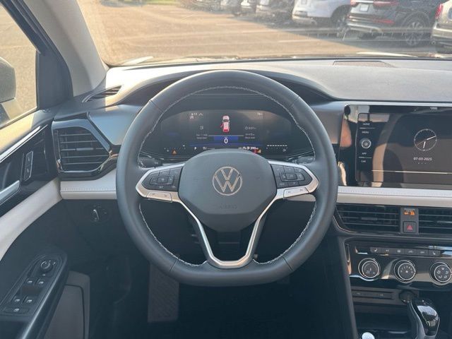 2025 Volkswagen Taos S photo 14