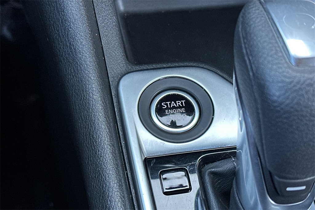 2024 Nissan Sentra SV photo 21