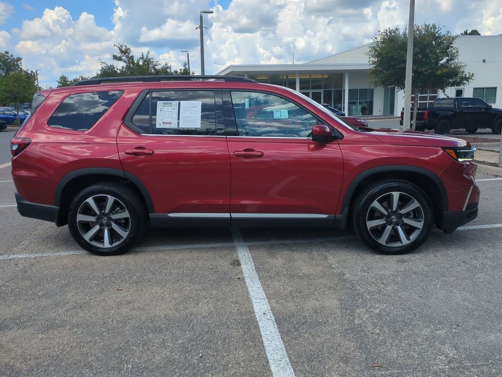 2023 Honda Pilot Elite photo 3