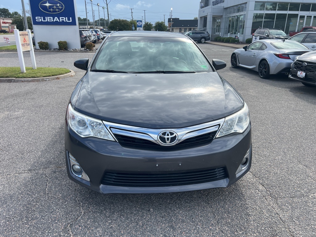 2012 Toyota Camry photo 2