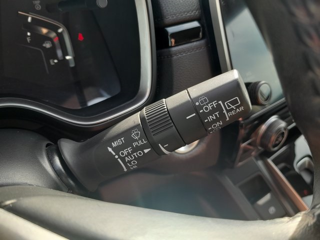 2019 Honda CR-V Touring photo 15