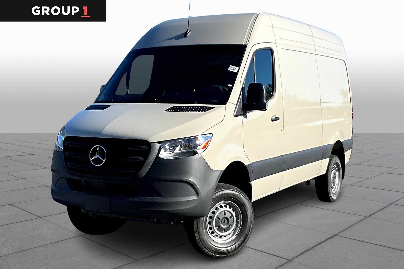 2025 Mercedes-Benz Sprinter Cargo Van Base's photo