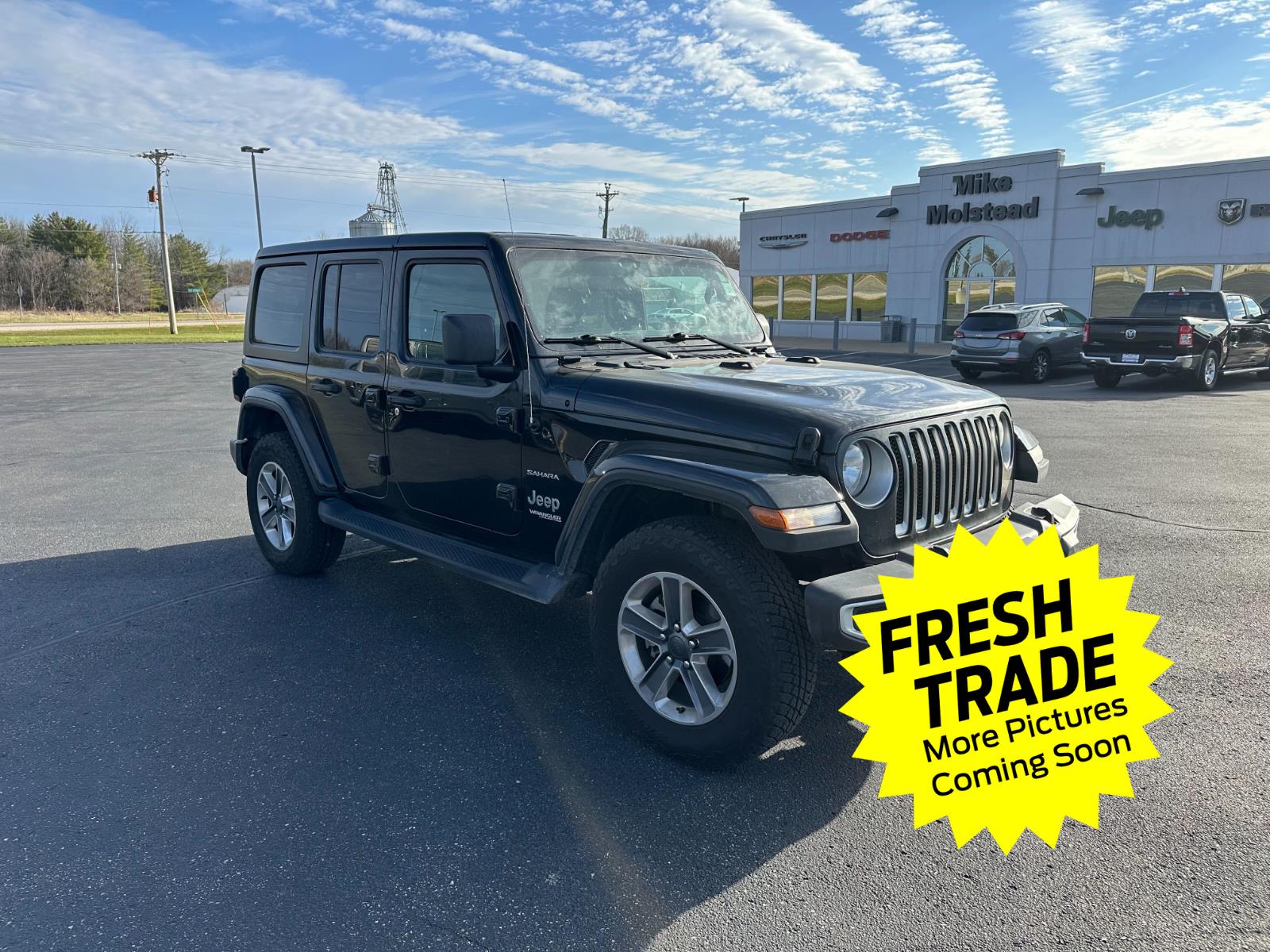 2021 Jeep Wrangler Unlimited Sahara photo 3