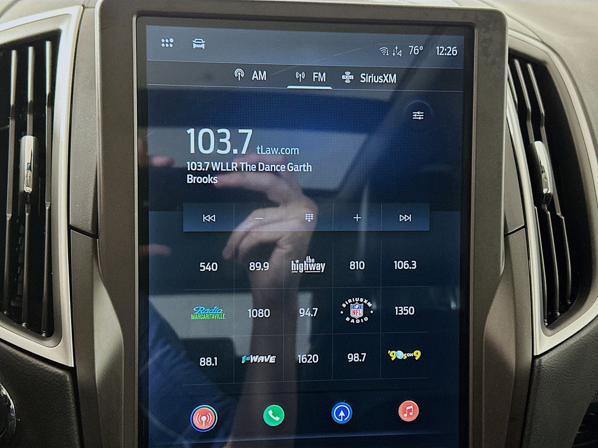 2021 Ford Edge SEL photo 11