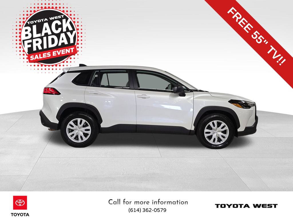 2023 Toyota Corolla Cross L photo 4