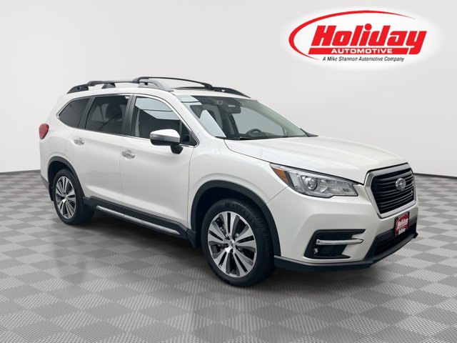2022 Subaru Ascent Touring's photo