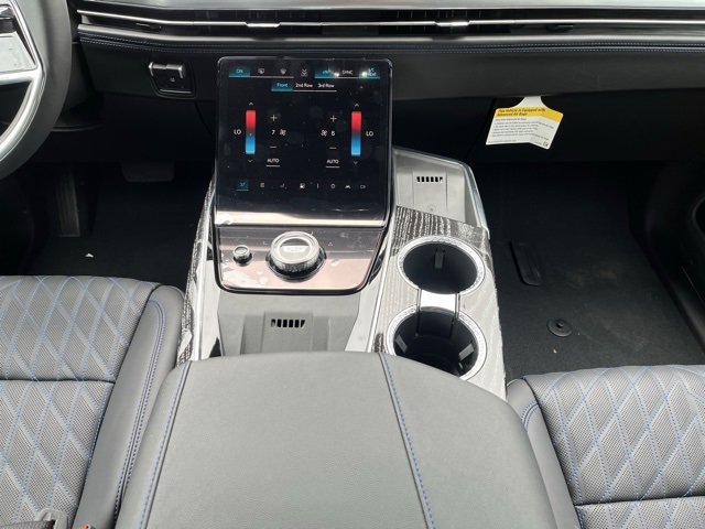 2025 Cadillac Escalade IQ Sport photo 16