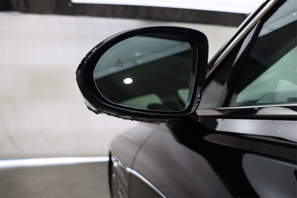 2025 Genesis G80 3.5T Sport Prestige photo 4