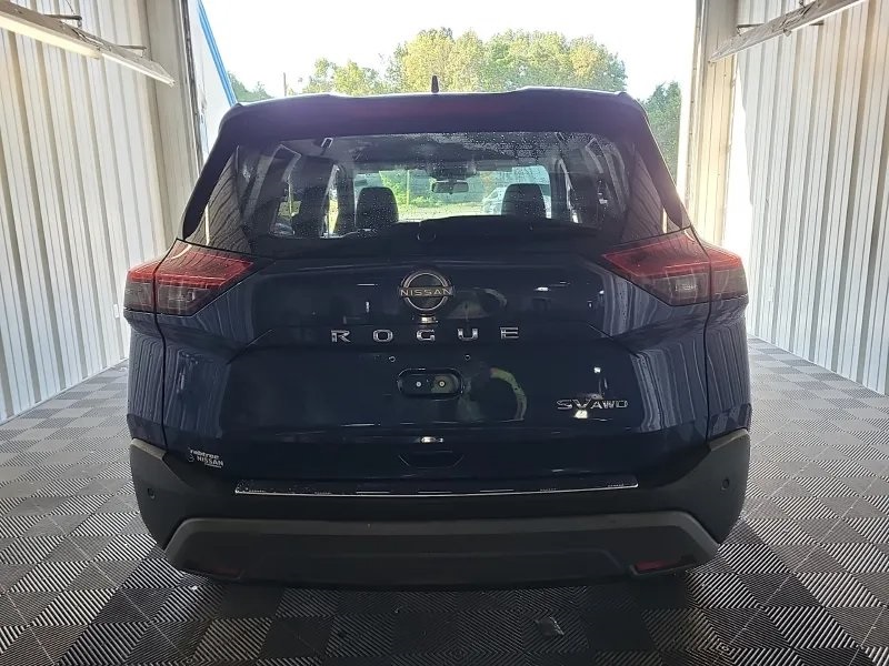 2023 Nissan Rogue SV photo 3