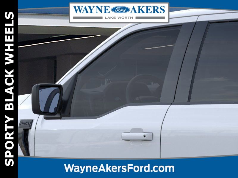 2025 Ford F-150 XLT photo 19