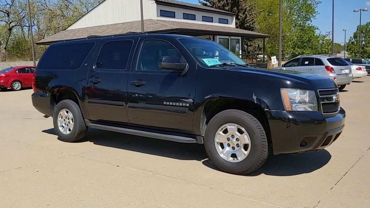 PreOwned 2012 Chevrolet Suburban LT Sport Utility 4D 4D SUV Y842781