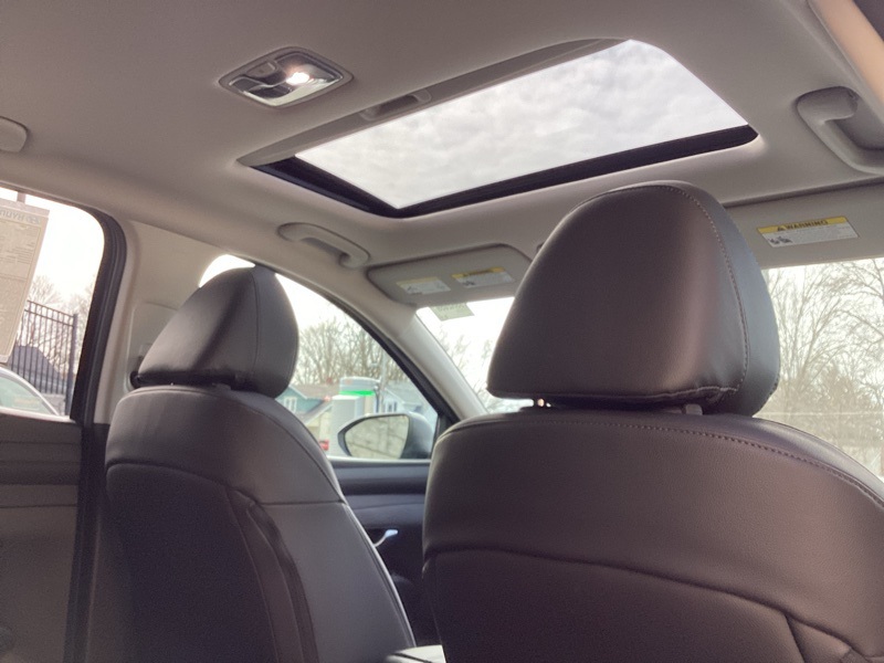 2025 Hyundai Tucson SEL Convenience photo 17