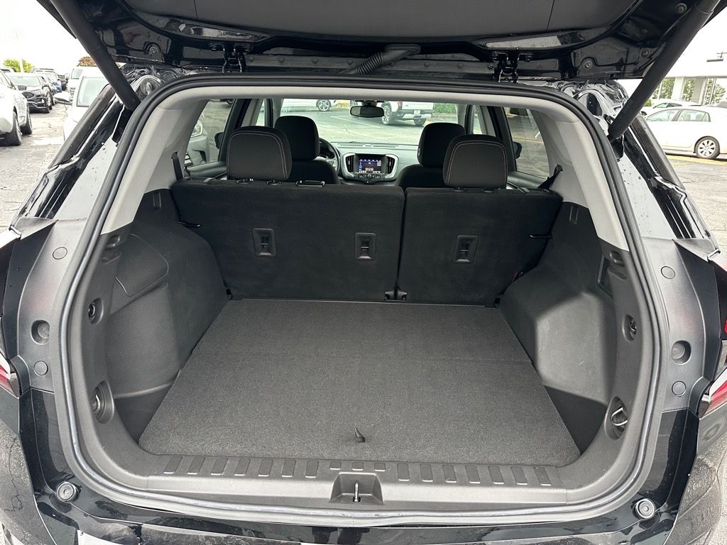2022 Gmc Terrain SLE photo 30