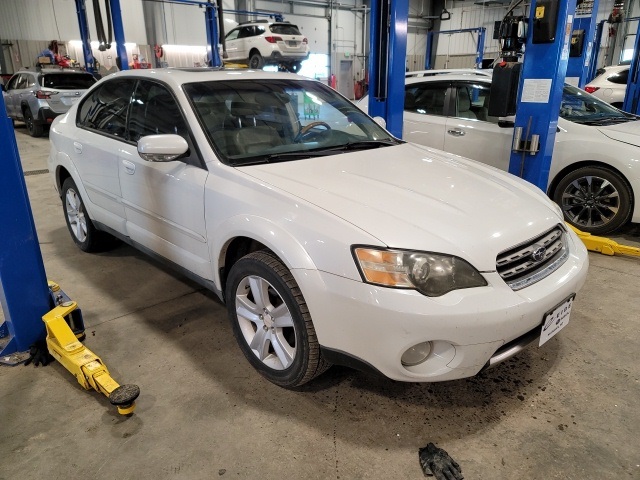 2005 Subaru Outback R's photo