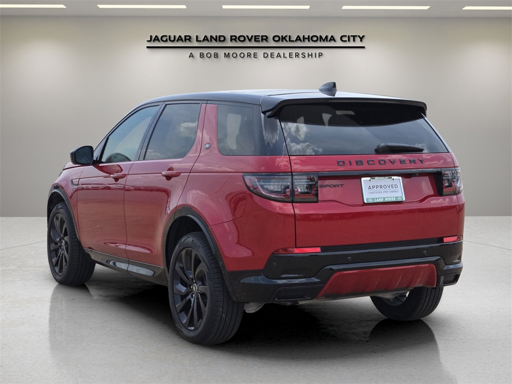 2025 Land Rover Discovery Sport SE photo 3