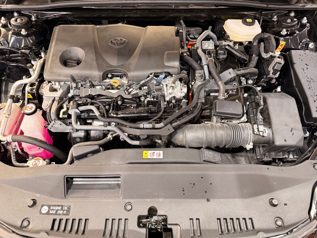 2025 Toyota Camry XSE photo 4