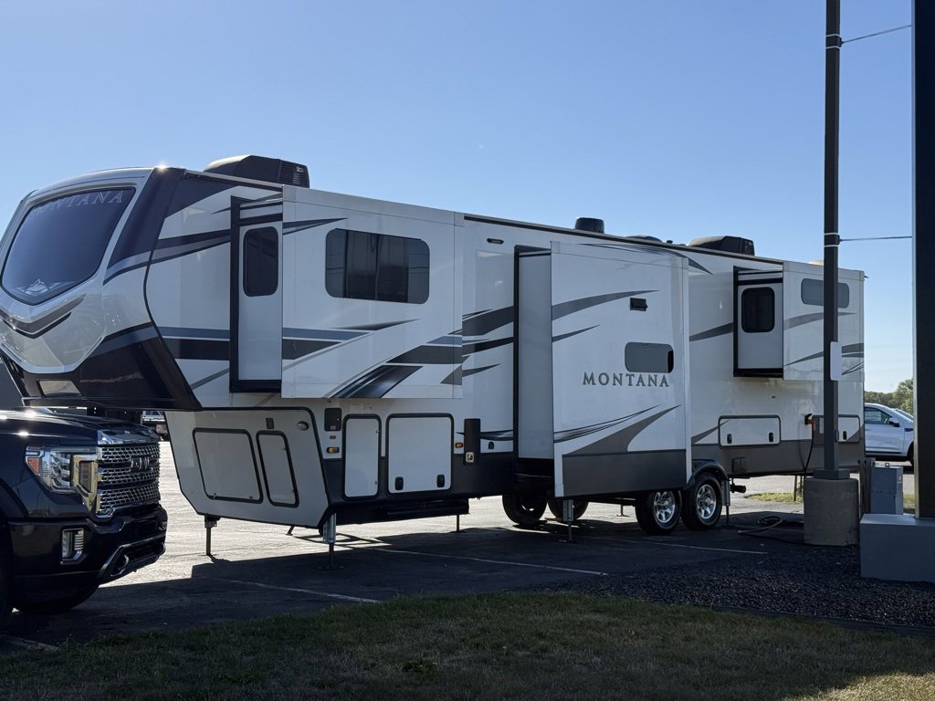 2021 Montana Montana photo 3