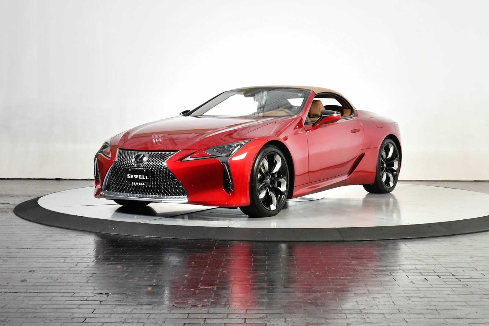 2024 Lexus LC 500's photo