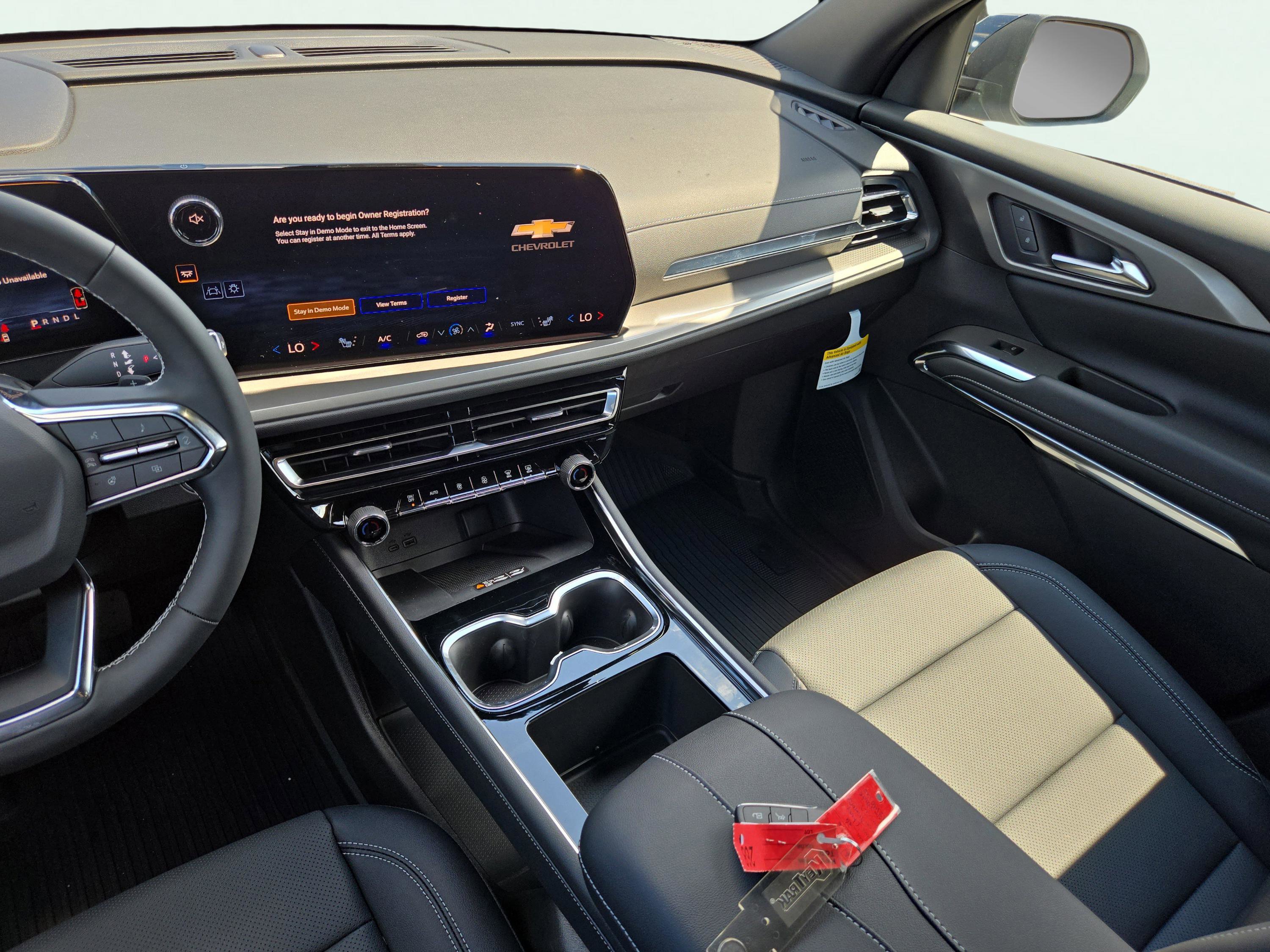2026 Chevrolet Traverse photo 17
