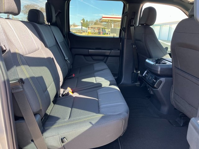 2025 Ford F-150 STX photo 13