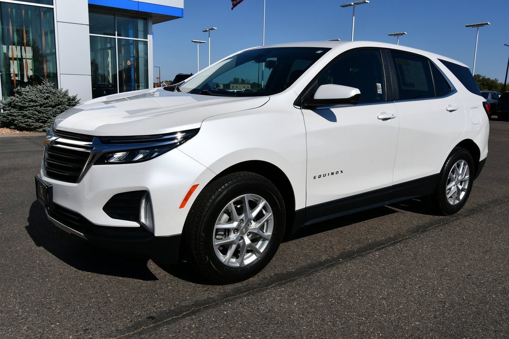 Certified 2022 Chevrolet Equinox LT with VIN 3GNAXUEV9NS226699 for sale in North Branch, Minnesota