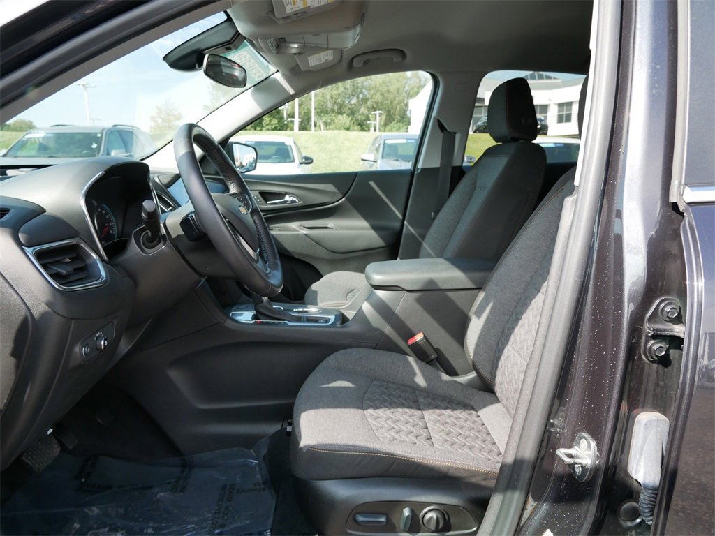 2022 Chevrolet Equinox LT photo 10