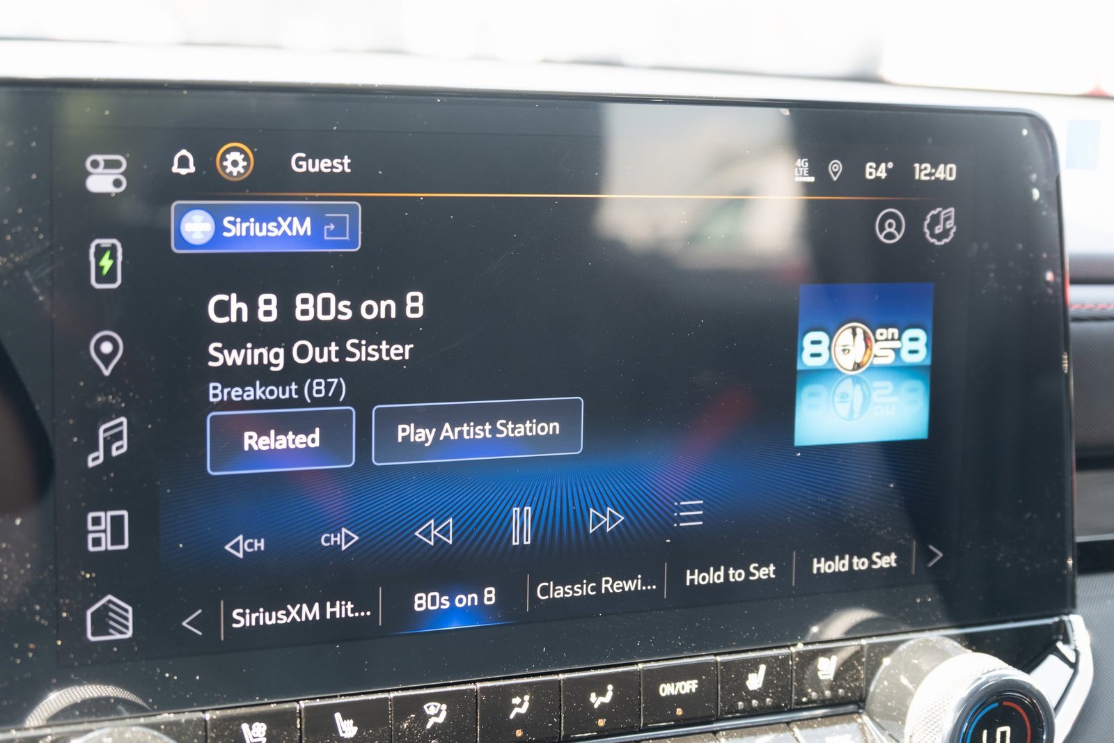 2025 Chevrolet Colorado Z71 photo 3